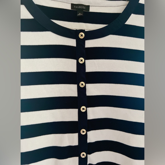 Talbots XL top Delfina stripe navy white long sleeve knit jersey 
V neck button - Picture 4 of 12